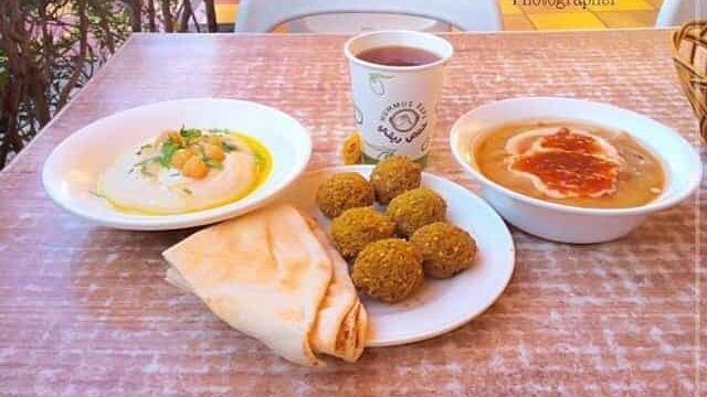 مطعم حمص ريفي المدينة المنورة