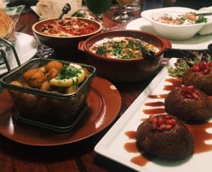 مطعم اوف وايت مطعم اوف وايت