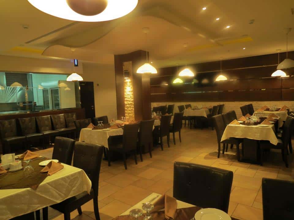 مطعم تاج سلطاني في جدة