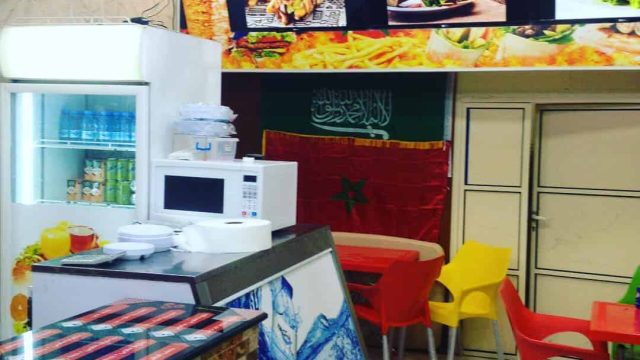 مطعم شاورما بيت المغرب في تبوك